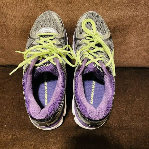 Mint Condition ASICS GEL KAYANO 21 10 US 42 EUR Womens Running Shoes Purple - Picture 11 of 12